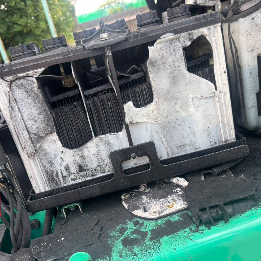 バッテリー爆発？！